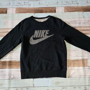 Nike Men's Black Crewneck Sweatshirt with Gray Logo